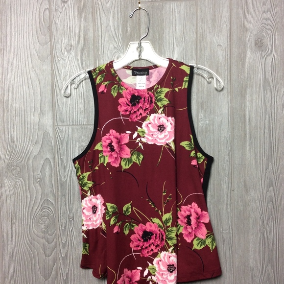 Beautiful Burgundy Floral Top PLUS SIZE - Picture 2 of 5